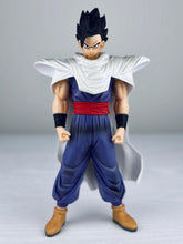 Capsule.pt - Figura Dragon Ball - Gohan - 26 cm